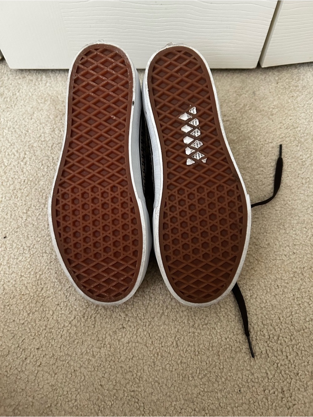 Vans Black White High-Top Skate Sneakers - Picture 5 of 6
